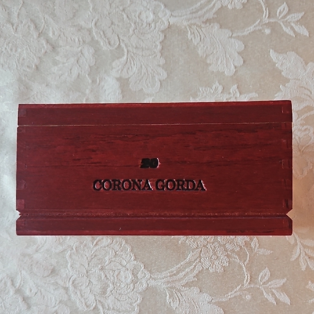 CAO Cigar Box - Picture 3 of 15
